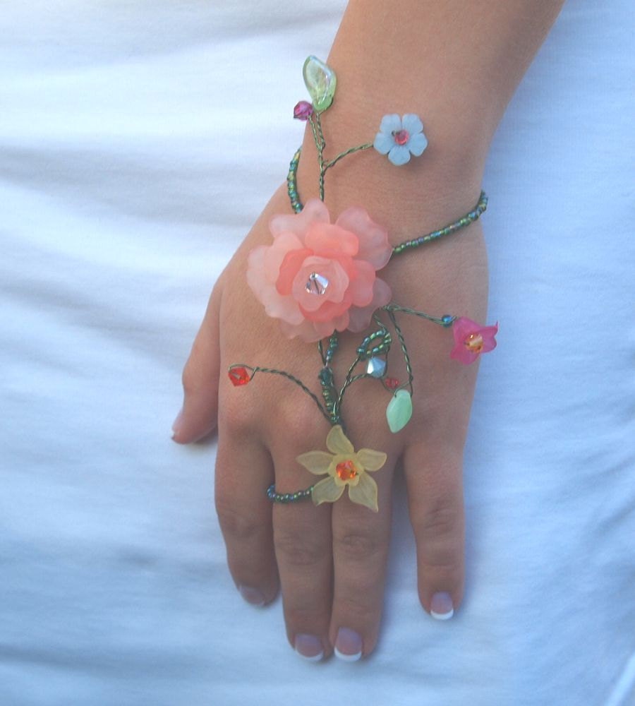 OOAK Handmade Lucite Flower and Wire Hand Corsage in Wine and Green #787