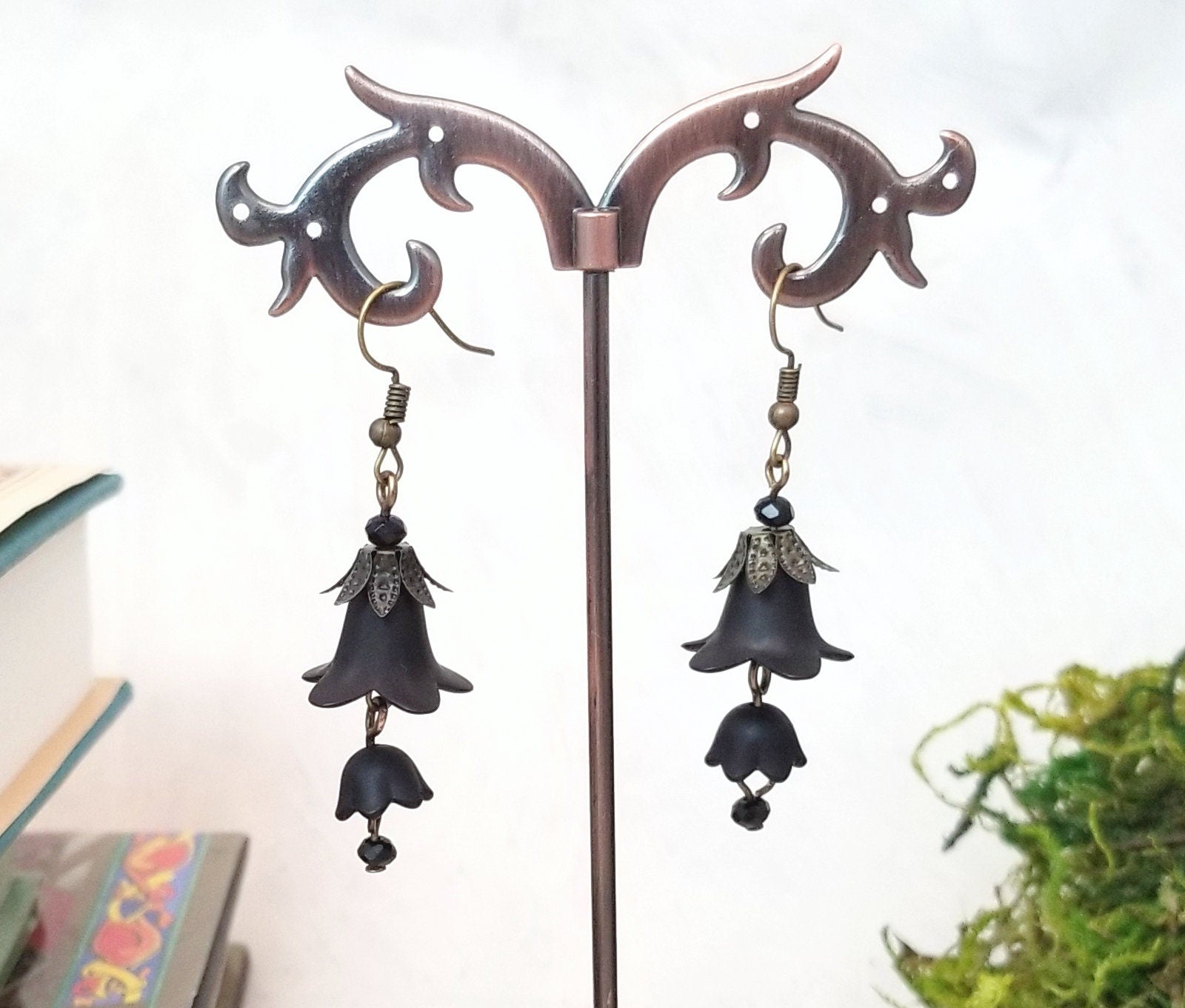 3-Tier Lucite Flower Earrings in Black, Wedding, Bridesmaid, Art Nouveau, Belle Époque, Renaissance, Garden, Choice of Metals, Closure Types