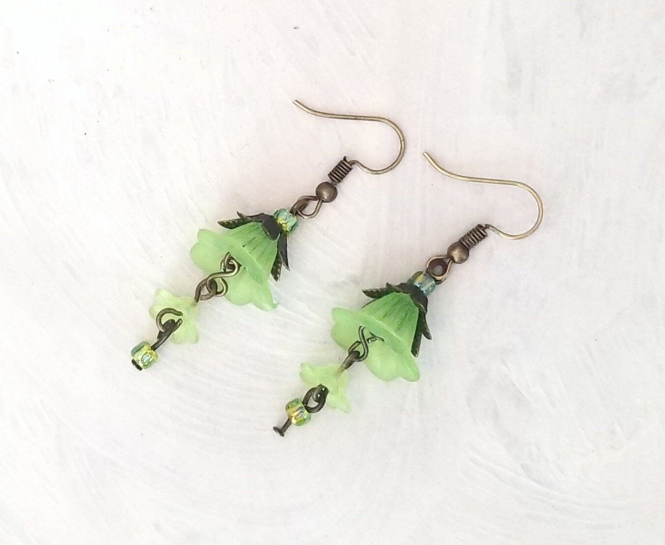 3-Tier Lucite Flower Earrings in Fresh Green, Wedding, Bridesmaid, Art Nouveau, Belle Époque, Renaissance, Garden, Choice of Metals/Closures