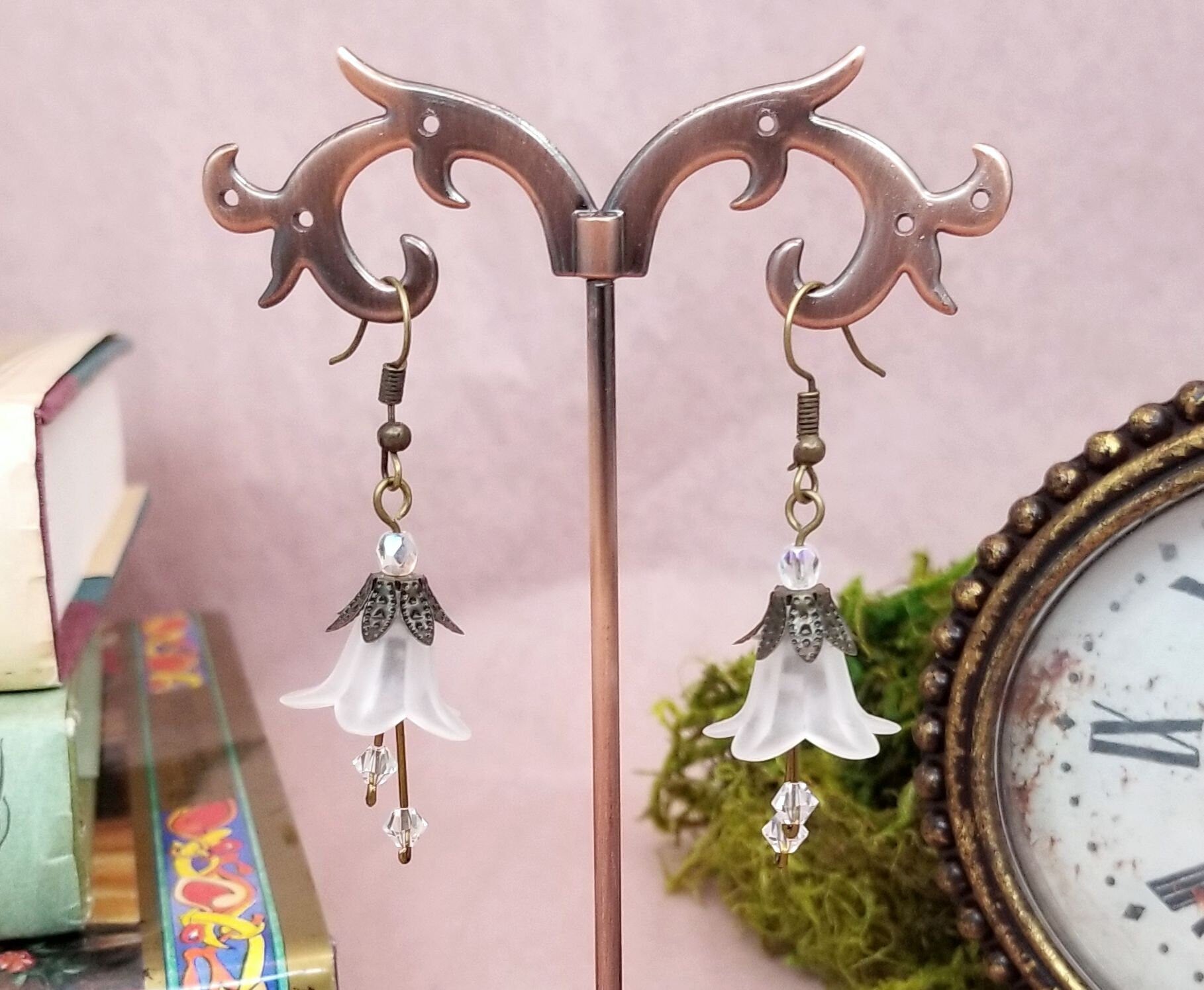 Elegant Lucite Flower Drop Earrings in White, Wedding, Bridesmaid, Art Nouveau, Belle Époque, Renaissance, Garden, Choice of Metals/Closures