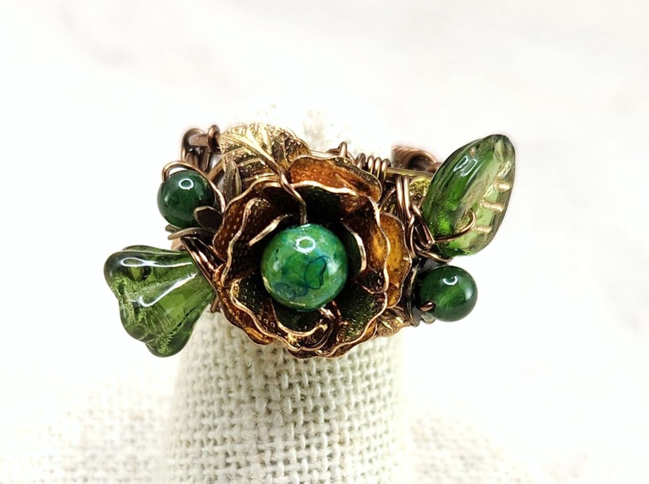 Fairytale Forest Fantasy Floral Ring in Green with Bee Renaissance Adjustable Wire